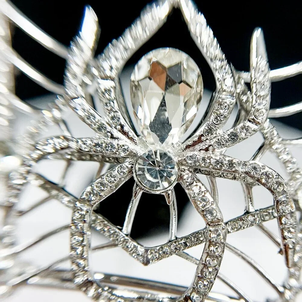 Halloween crown, Cosplay crown, silver spider crown, Gothic wedding headpiece